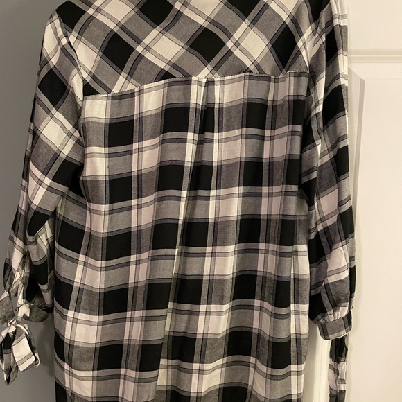 She + Sky shirt - Picture 4 of 4